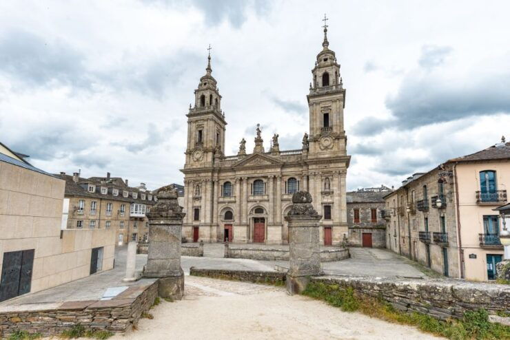 Lugo: Cathedral of Santa Maria Entry Ticket and Audio Guide - Audio Guide Languages and Accessibility