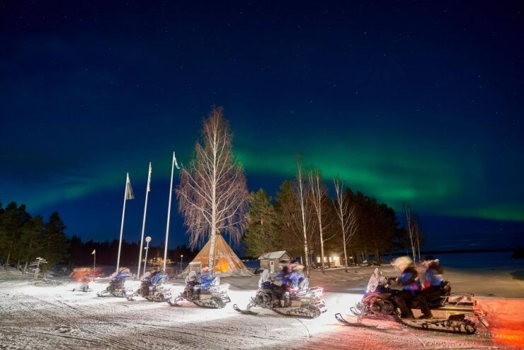 Luleå : Northern Lights Snowmobile Tour - Experience Highlights
