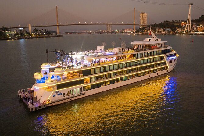 Luna Cruise: A Premium Luxury Day Cruise from Port to Halong Bay - Good To Know