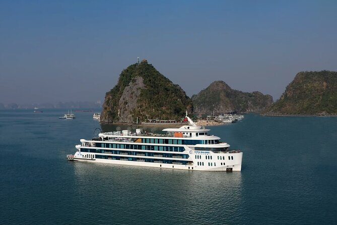 Luna Halong Bay 5 Star Luxury Day Cruise in Pool and Buffet Lunch - Good To Know