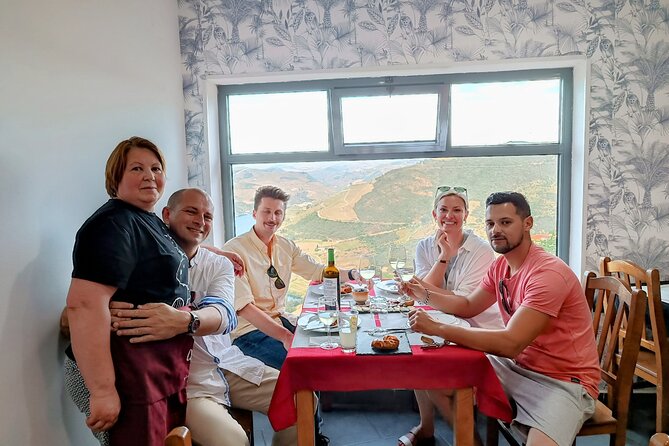 Lunch and Wine Tasting in the Douro Valley Region - Wine Tasting Sessions