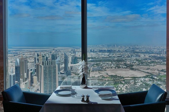 Lunch at Burj Khalifa - History and Architecture