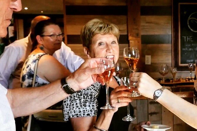 Lunch in the Vineyard: A Scenic Niagara Wine Tour Experience - The Transportation and Group Size