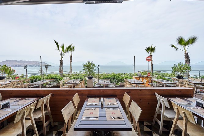 Lunch Menu at Mangos Restaurant, Larcomar - Main Dishes