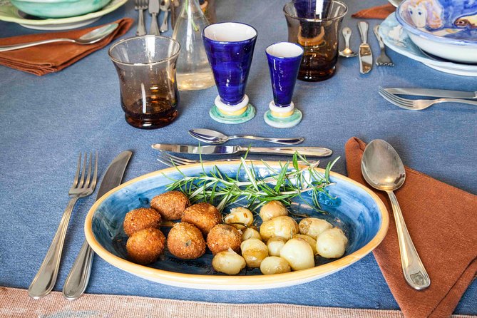 Lunch or Dinner and Cooking Demo at a Local Home in Vietri Sul Mare - Experience Overview