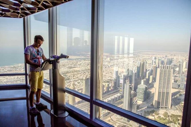 (Lunch or Dinner) at Burj Khalifa Wuth Tickets Floor (124-125) - The Sum Up