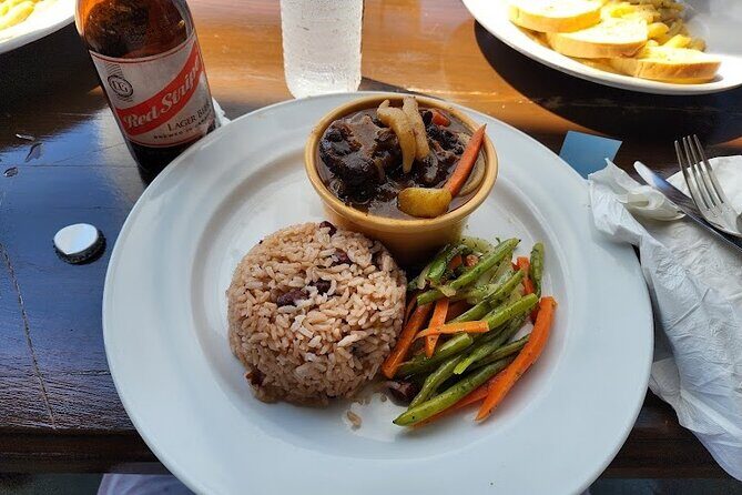 Lunch or Dinner with Pickup from Montego Bay - FAQ