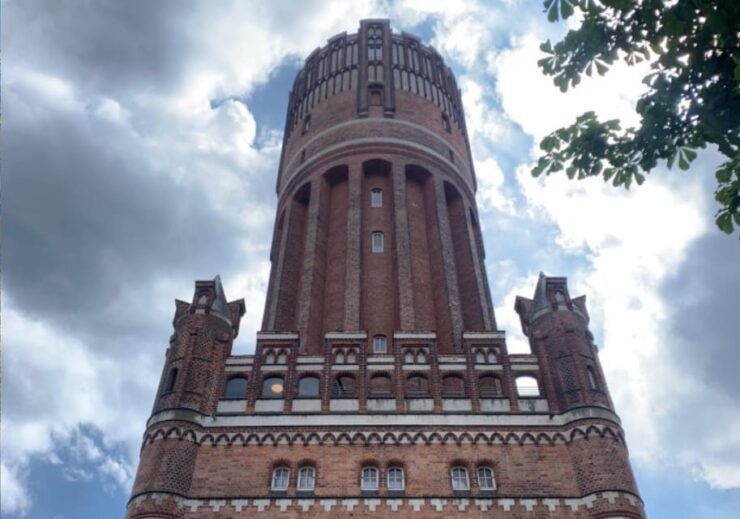 Lüneburg Scavenger Hunt and Sights Self-Guided Tour - Key Points