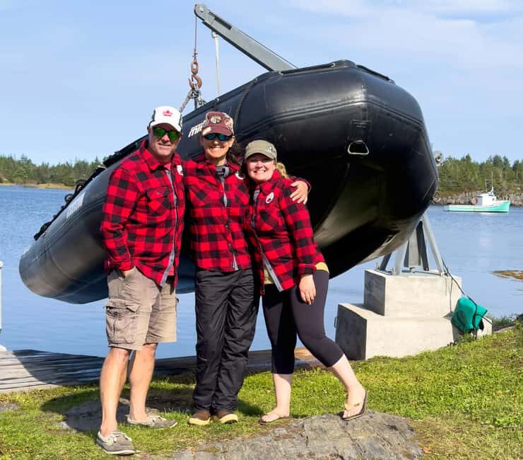 Lunenburg: Zodiac Wildlife Tour with Naturalist Guide - FAQs
