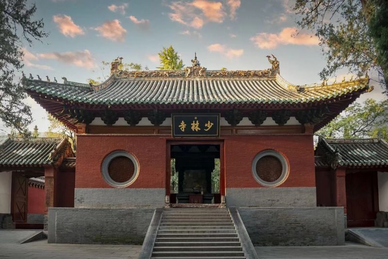 Luoyang Longmen Grottoes and Shaolin Temple Day Tour - What $83.59 buys you, and what to check