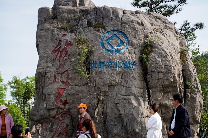 Luoyang Private Tour to Longmen Grottoes and Peony Blossom Sightseeing - Pickup Information