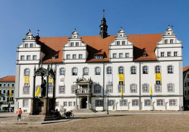 Lutherstadt Wittenberg - Private Historic Walking Tour - Cranach Hoefe