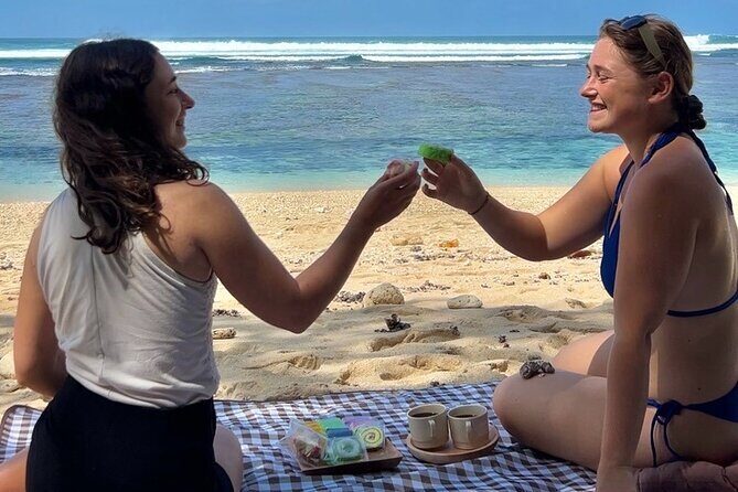 Luxe Escape to Uluwatus Hidden Beaches Picnic and Sunset Kecak - The Cultural Highlight: Uluwatu Temple and Kecak Fire Dance