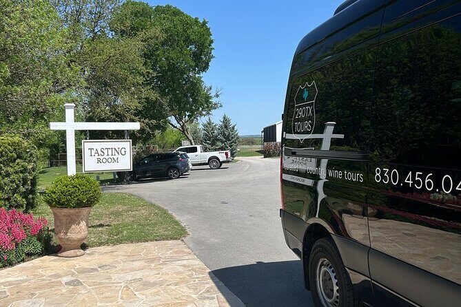 Luxe Hill Country Private Wine Adventure with Gourmet Lunch - An In-Depth Review of the Texas Hill Country Wine Tour