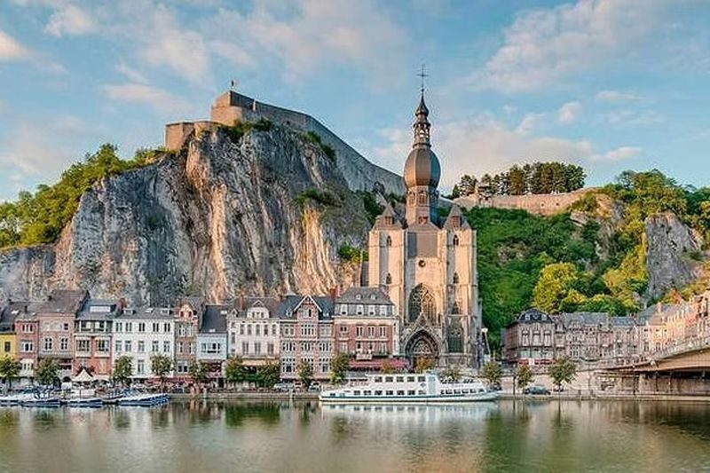 Luxembourg and Dinant Day Tour - Luxembourg City’s old quarter and valley views