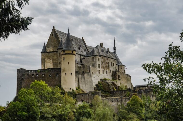Luxembourg: Express Walk with a Local in 60 minutes - Who Will Love This Tour?