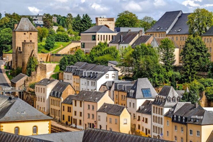 Luxembourg: First Discovery Walk and Reading Walking Tour - Tour Details