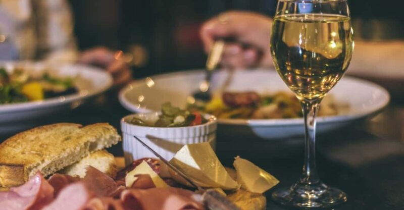 Luxembourg: Italian-Style Dinner in a Vintage Bus - Good To Know