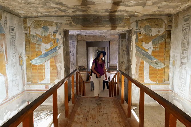 Luxor Day Tour West and East Bank - Highlights of West Bank