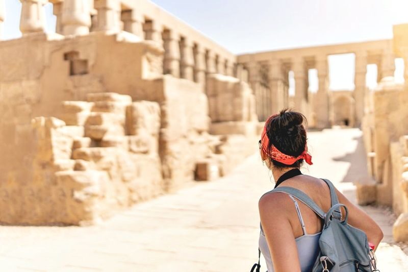 Luxor Full-Day Karnak Temple & Valley of Kings Tour - Valley of the Kings: one hour among the tombs