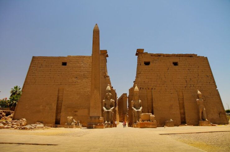 Luxor: Nile Cruise 4 Nights to Aswan & Abu Simbel Temple - Experience Highlights