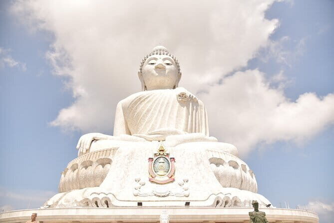 Luxurious Grand Pearl Dinner Cruise in Bangkok - FAQ