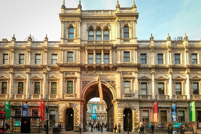 Luxurious Mayfair Outdoor Escape Game in London - The Sum Up