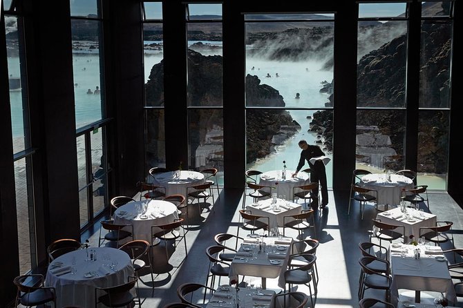 Luxurious Private Airport Transfer and Blue Lagoon Included Premium Admission - Included Amenities