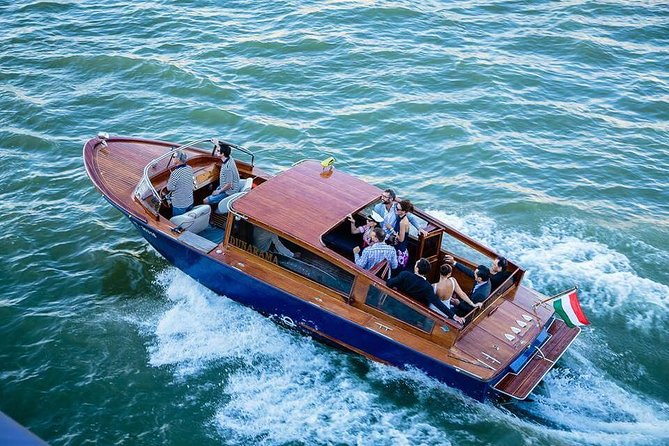 Luxurious, Private Day Cruise With a Water Limousine on the Danube - Reviews