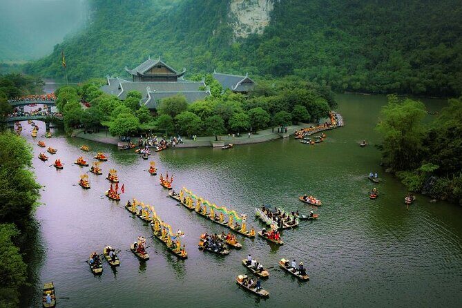 Luxury 1-Day Tour to Hoa Lu, Trang An & Mua Cave from Hanoi - The Journey Begins: From Hanoi to Hoa Lu