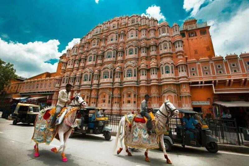 Luxury 2 Day Agra and Jaipur Tour with 5* Hotel from Delhi - FAQs