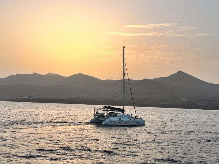 Luxury 4 Hour Private Sailing to Papagayo Beaches - Good To Know
