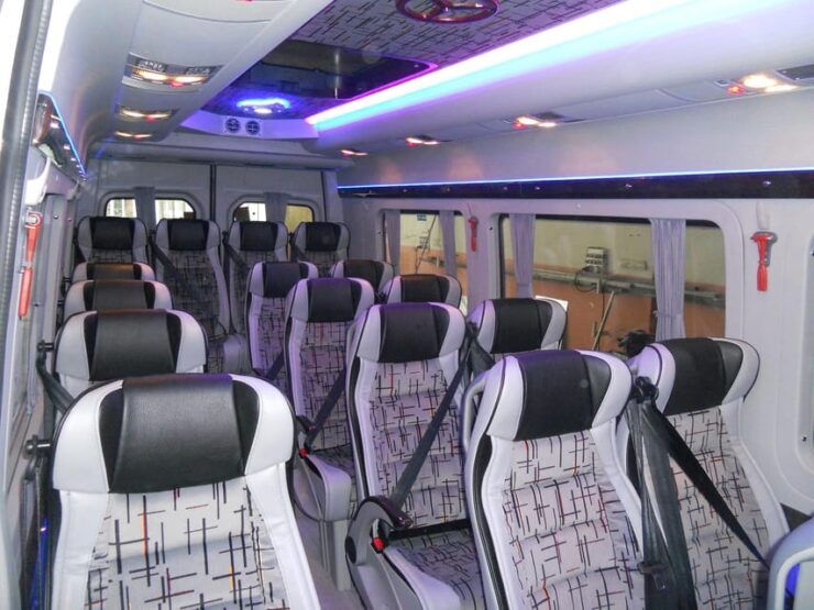 Luxury Airport Transfer From/To Kuşadası - Pickup and Meet & Greet