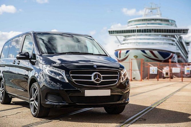 Luxury Airport Transfers in Auckland - Inclusions and Amenities
