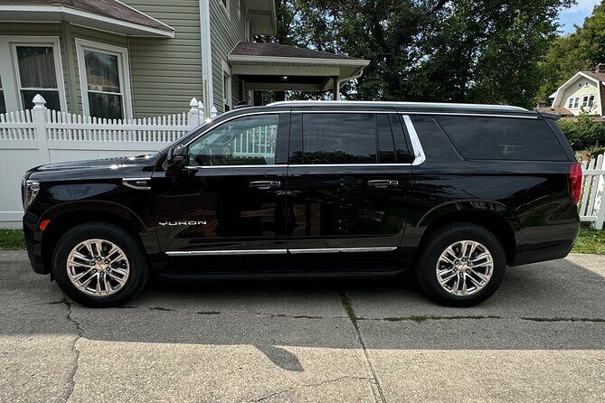 Luxury Airport Van with Private Driver - Meeting Points and Pickup Experience