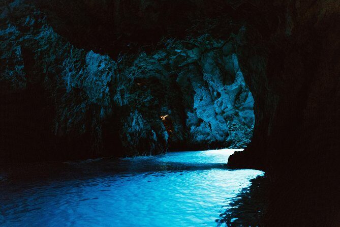 Luxury Blue and Green Cave private tour - Why This Tour Stands Out
