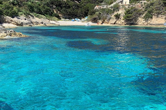 Luxury Blue Cave & 5 Islands Tour From Split - Meeting and Pickup Details