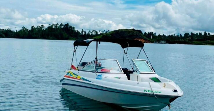 Luxury Boat Ride - Guatapé - Good To Know