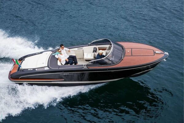 Luxury Boat Tour on RIVA ISEO - Customer Testimonials