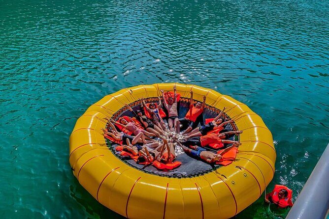 Luxury Catamaran Cruise 5 Star Halong and Lan Ha Bay Adventure - Luxurious Amenities and Extra Touches