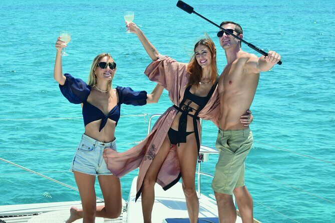 Luxury Catamaran to Isla Mujeres + Private Beach Club with Open Bar - Good To Know