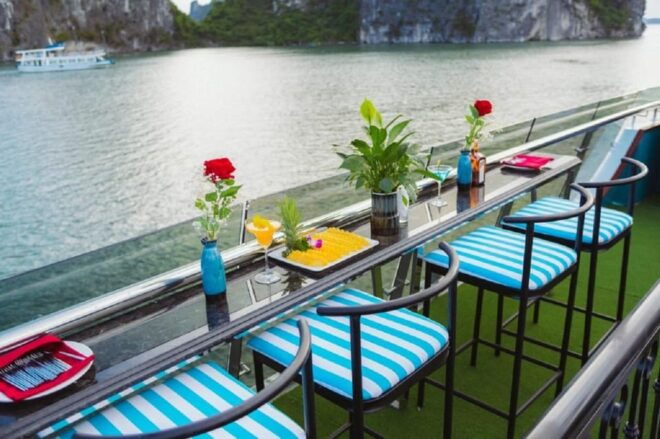 Luxury Cruise for Halong Bay 1 Day With Buffet Lunch - Included Features