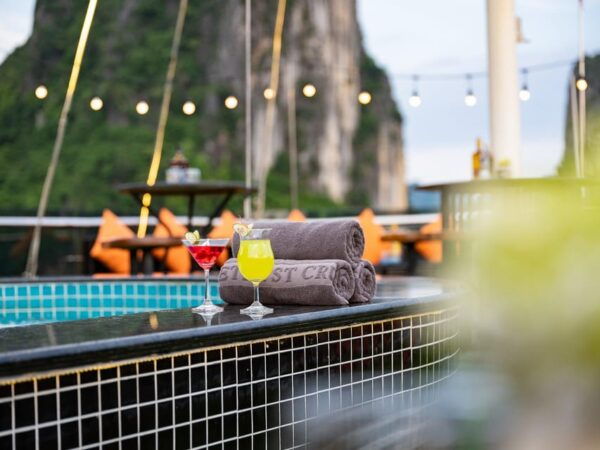 Luxury Cruise for Halong Bay 1 Day With Buffet Lunch - Restrictions and Policies