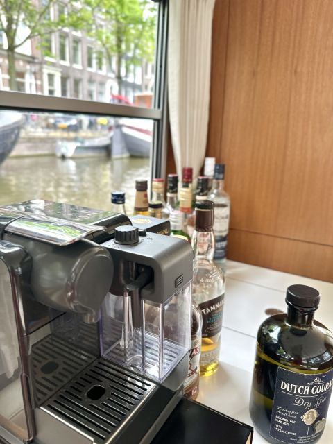 Luxury Cruise, Max 8 Guests, With Extensive Open Bar/Nibbles - Important Information