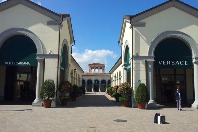 Luxury Day Trip Portofino and Serravalle Outlet From Milan - What to Expect