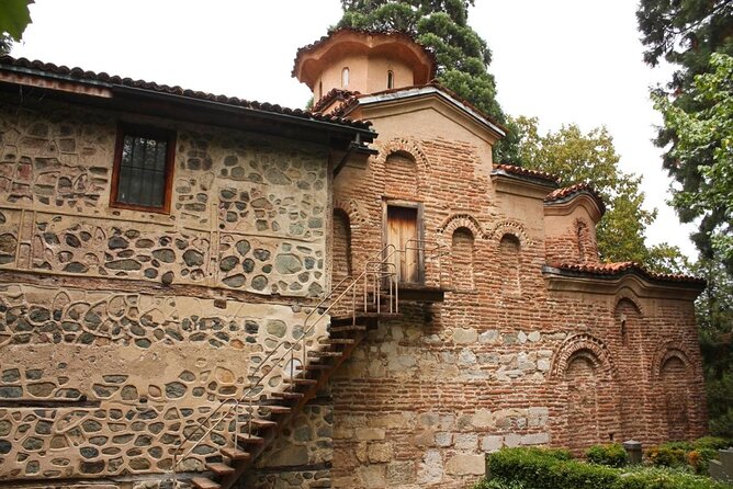 Luxury Day Trip to Boyana Church and Rila Monastery - Itinerary: Boyana Church Visit