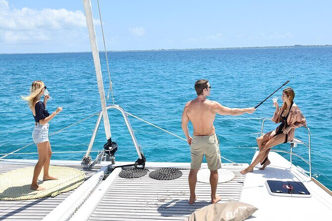 Luxury Experience in a Catamaran Platinum Sailing to Isla Mujeres - The Verdict: Who Will Love This Tour?