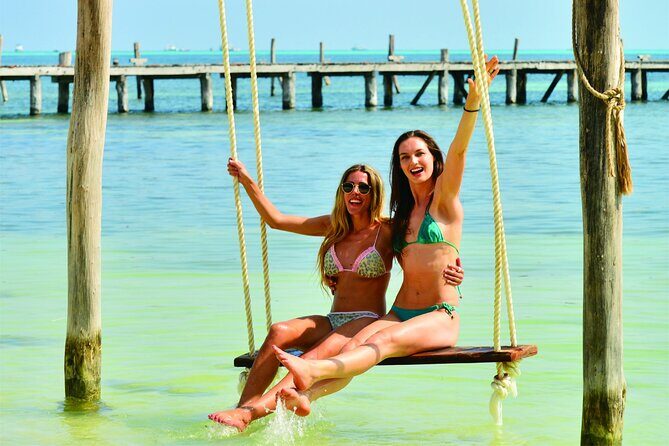 Luxury Experience in a Catamaran Platinum Sailing to Isla Mujeres - FAQ