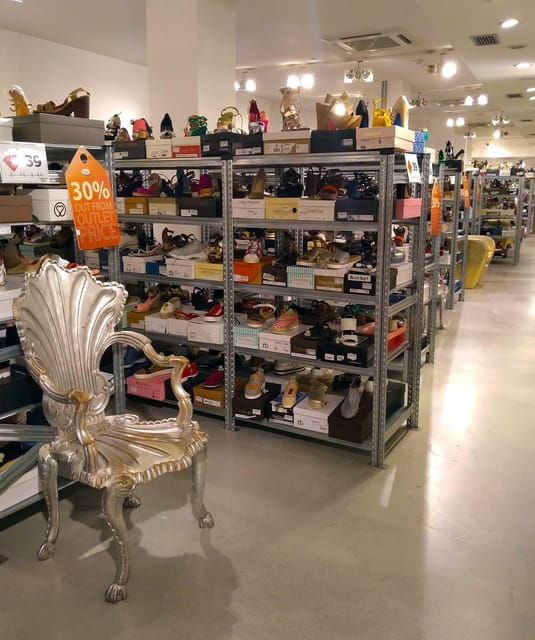 Luxury Fashion Bargain Hunt - How to Reserve Your Spot