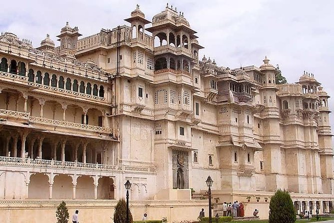 Luxury Golden Triangle With Udaipur - Luxury Accommodations Included